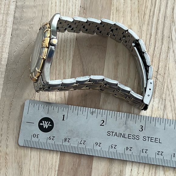 Vitesse Men’s Watch Vintage Two Tone Bracelet and Case Gray Dial Date Window - Picture 12 of 12